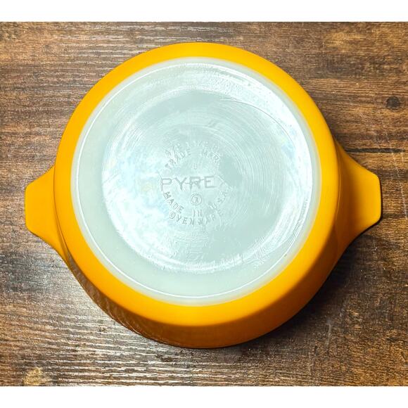 Vintage Pyrex Old Orchard 472 Orange Casserole Dish Brown 1.5 Pint Serving Bake - Picture 9 of 11